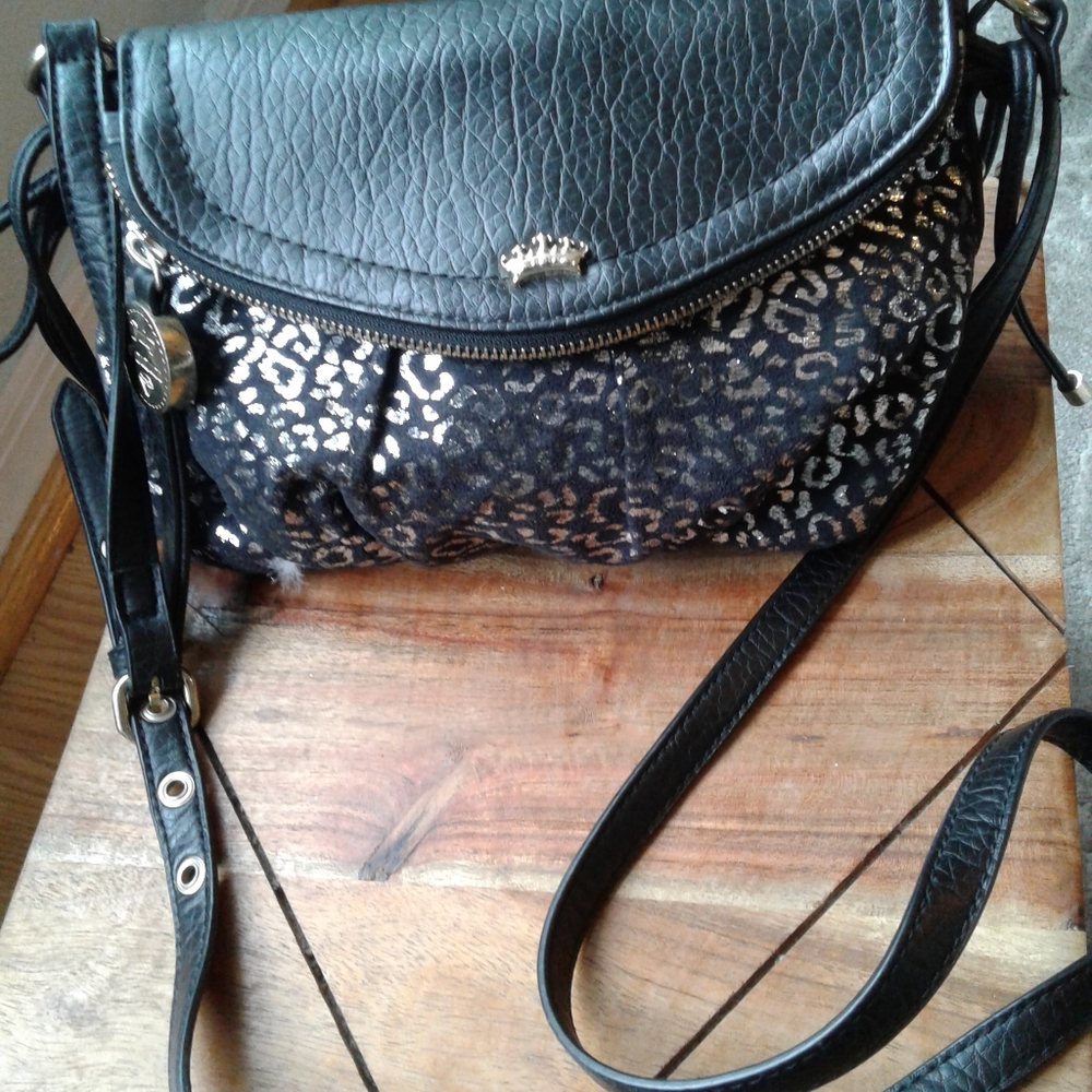 Beautiful Juicy Couture Crossbody Bag